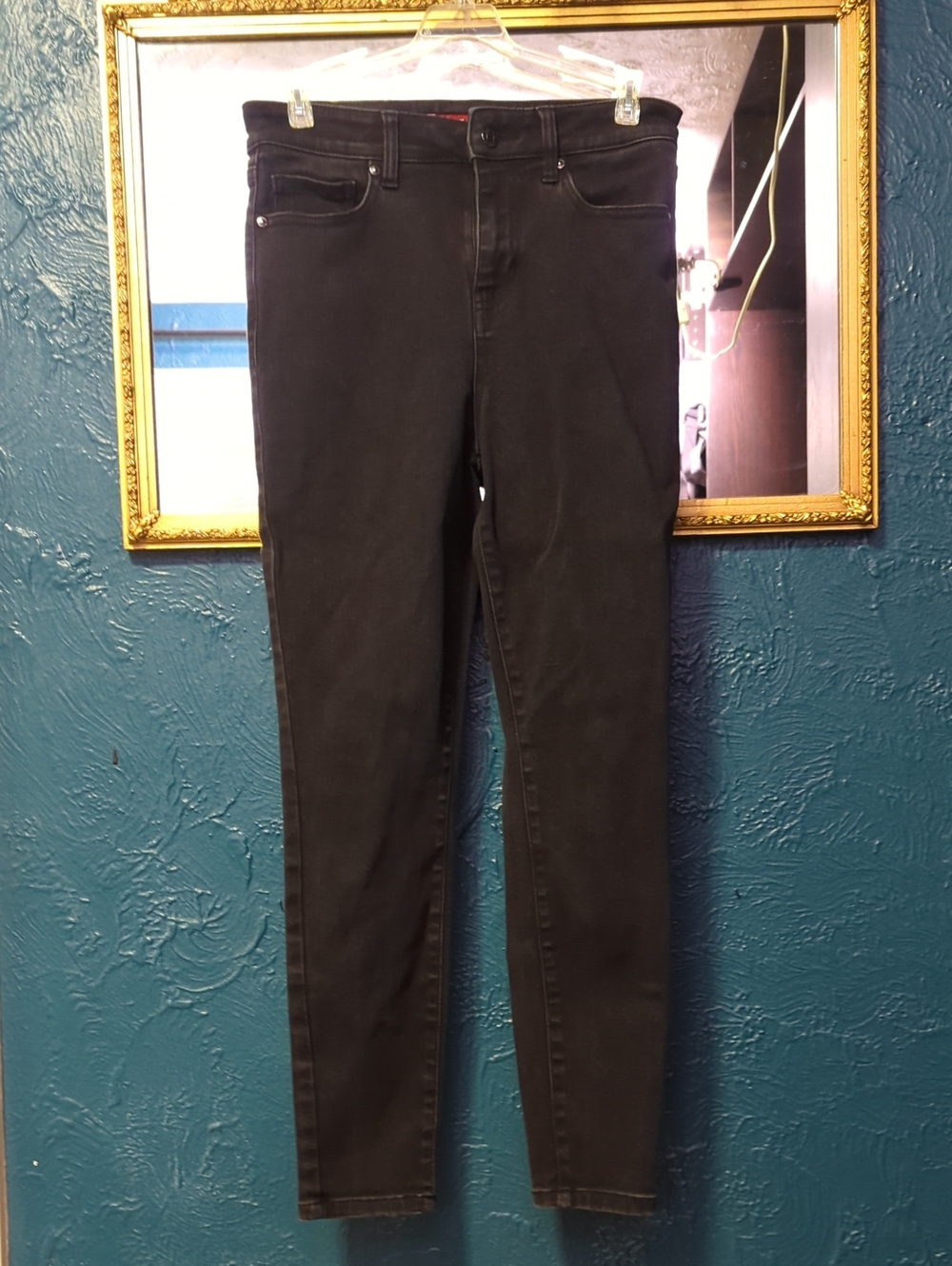 Guess Black Skinny Jeans for Women